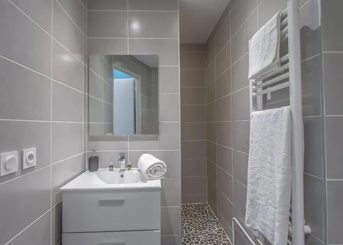 Modern With Garden Location Apartment Grenoble
